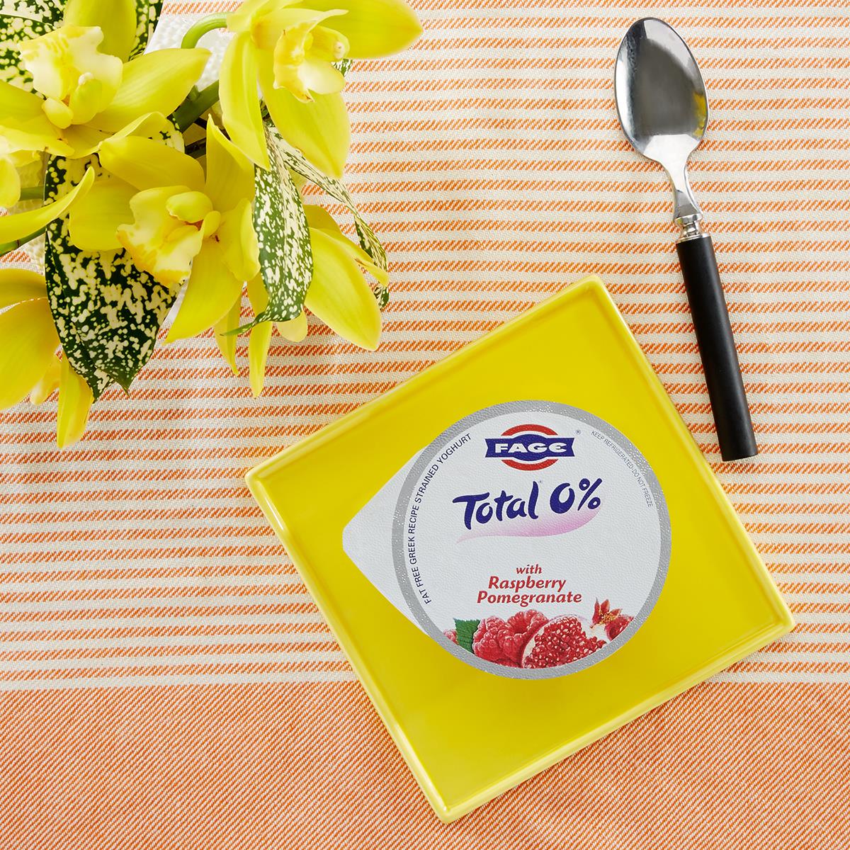 FAGE 07: Lifestyle Secondary Images