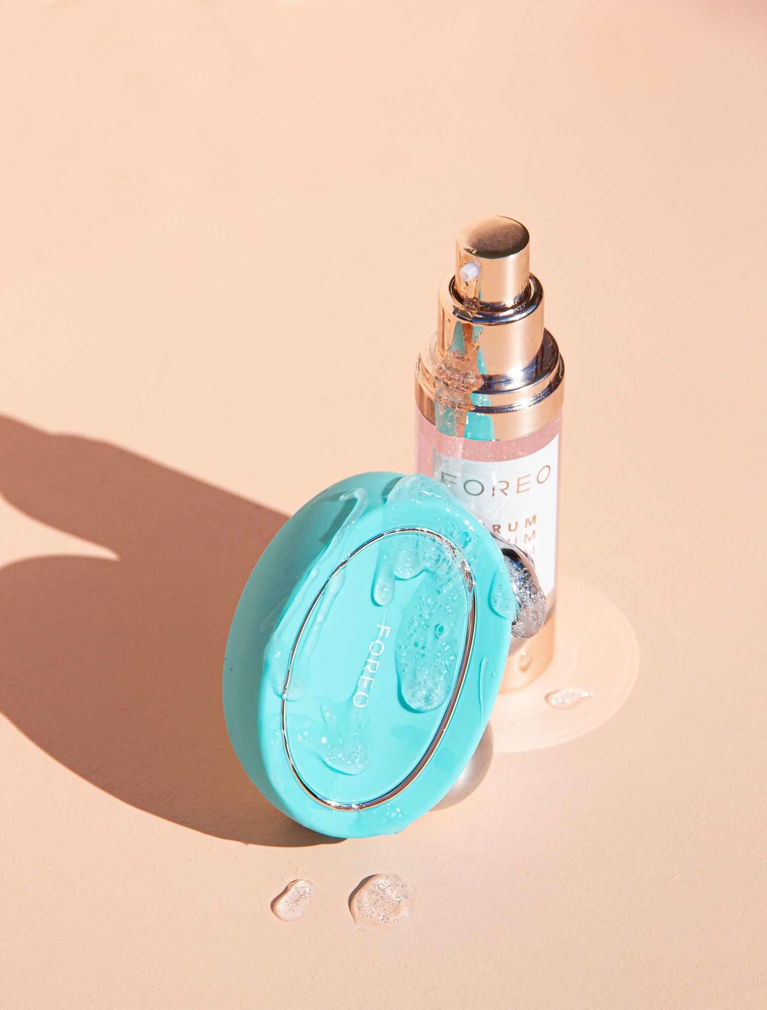 FOREO 16: Backdrops