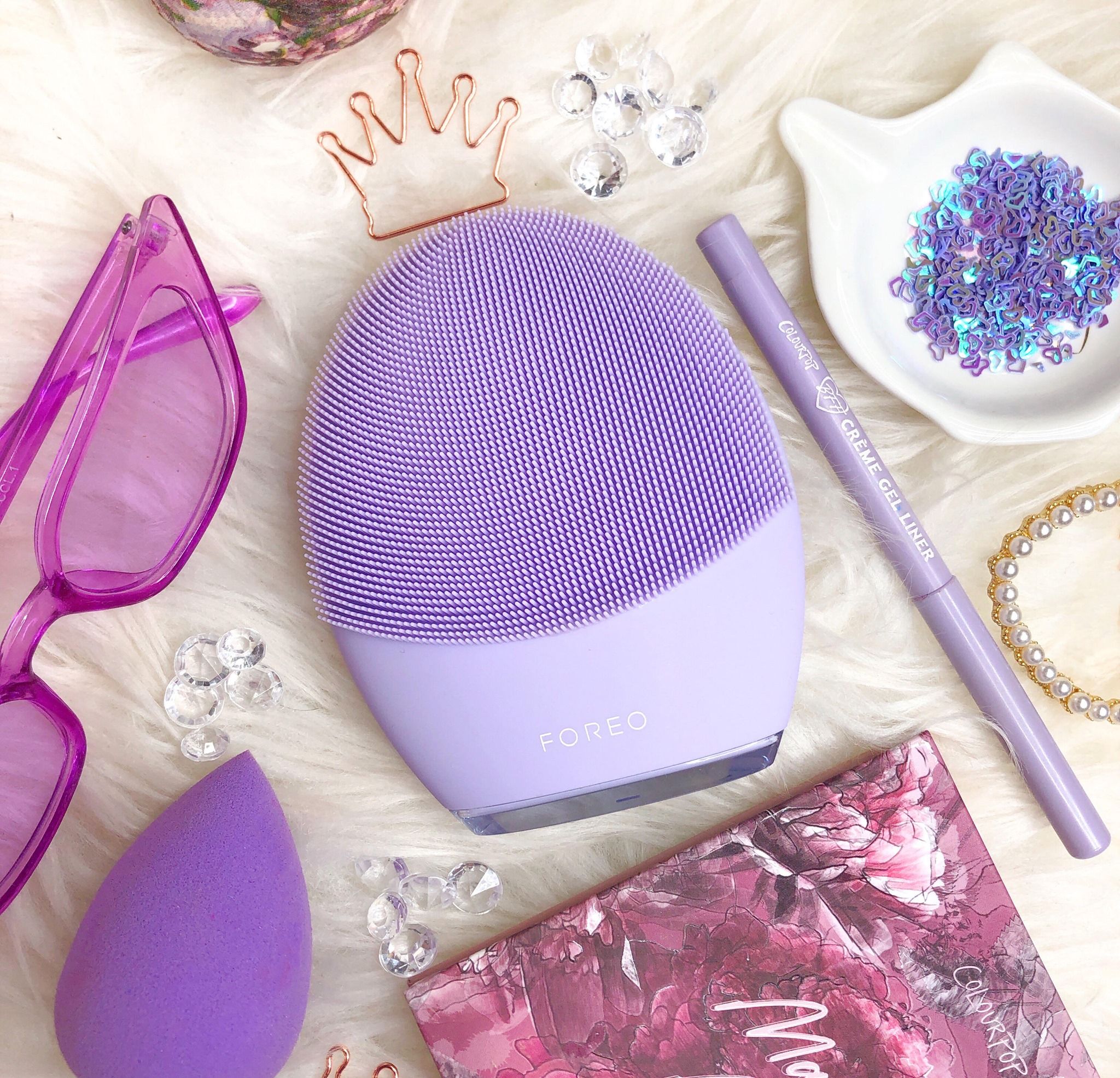 FOREO 35: Lifestyle Secondary Images