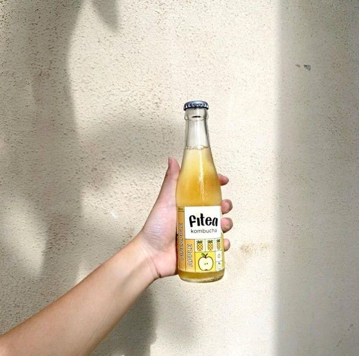 Fitea Kombucha 10: Lifestyle Secondary Images