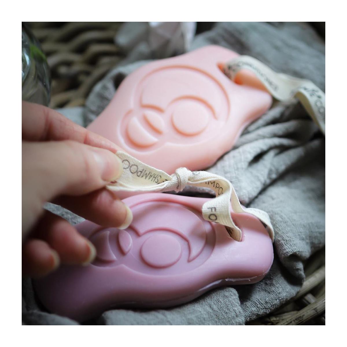Foamie 54: Lifestyle Secondary Images