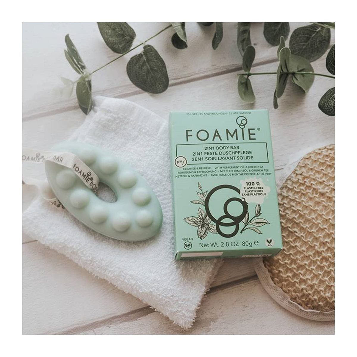 Foamie 60: Lifestyle Secondary Images