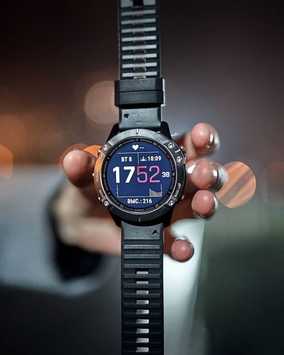 Garmin Outdoors LIF 12: Lifestyle Secondary Images