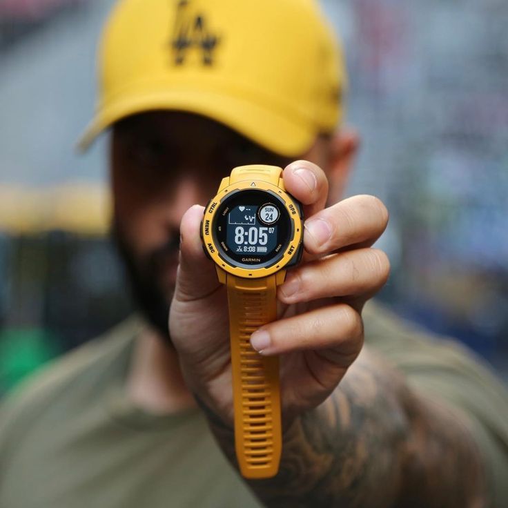 Garmin Outdoors LIF 3: Lifestyle Secondary Images