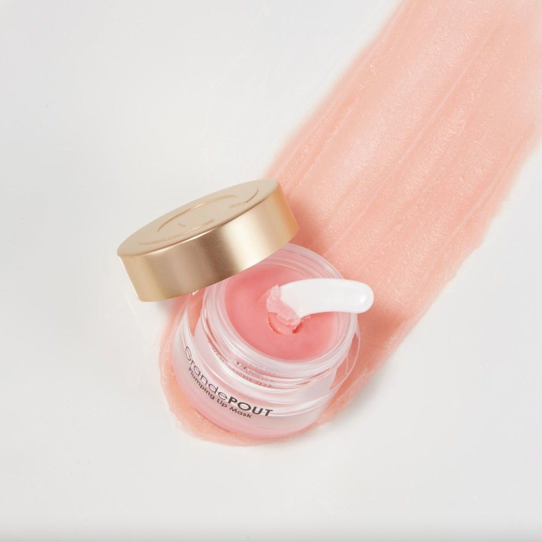 Grande Cosmetics 10: Backdrops