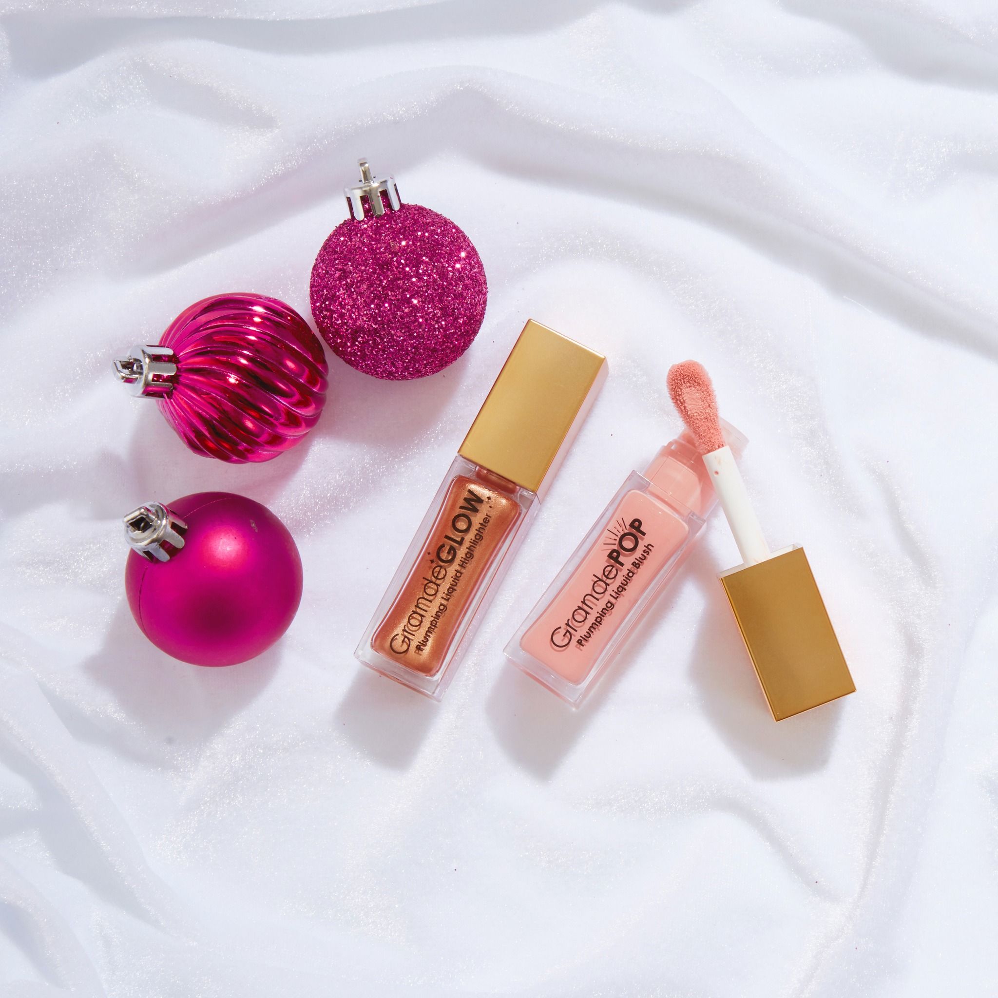 Grande Cosmetics 61: Backdrops