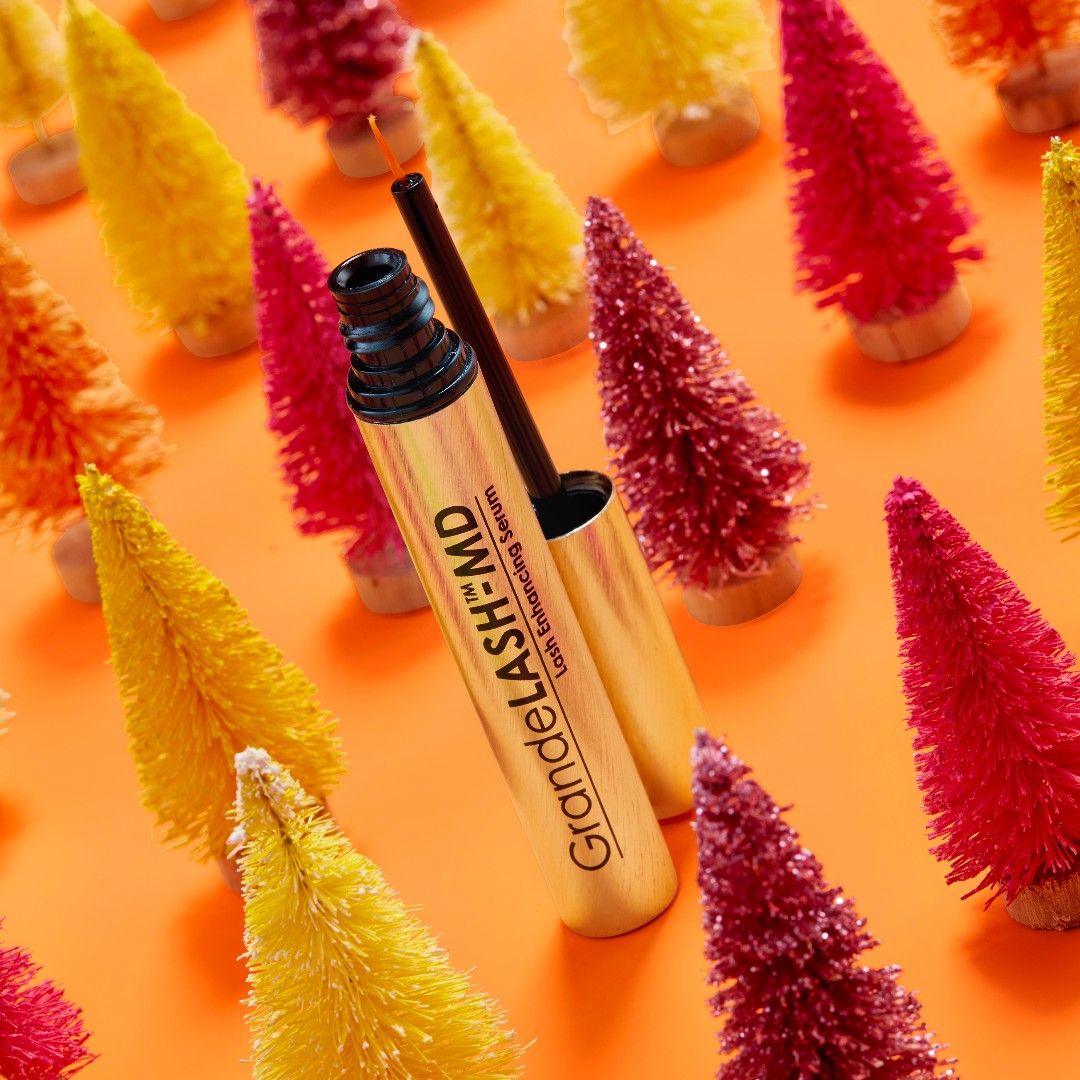 Grande Cosmetics 77: Backdrops
