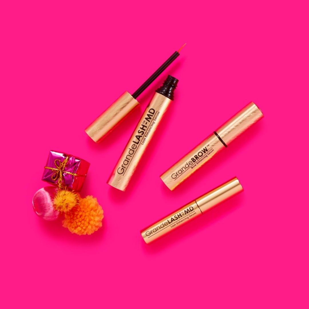 Grande Cosmetics 83: Backdrops
