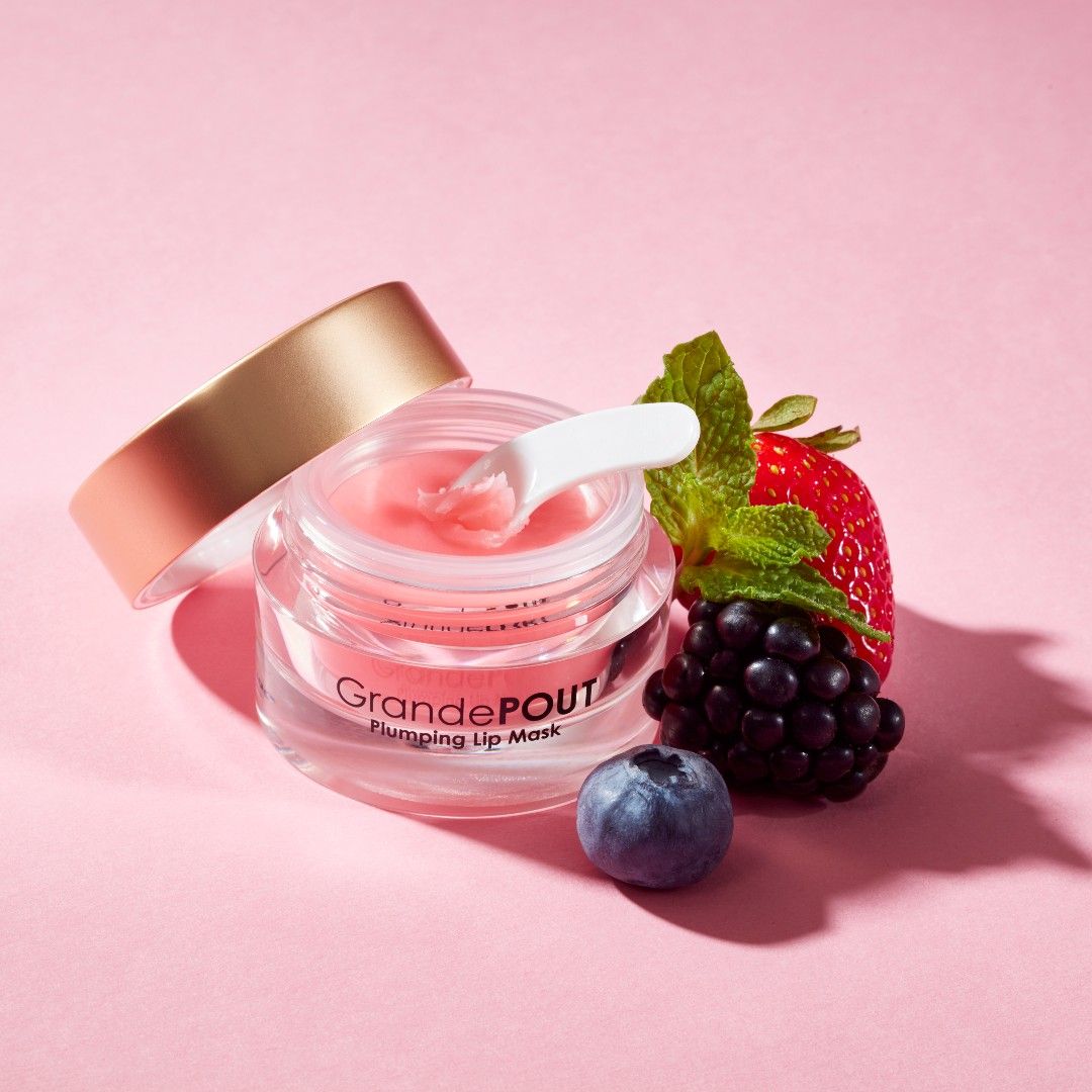 Grande Cosmetics 84: Backdrops