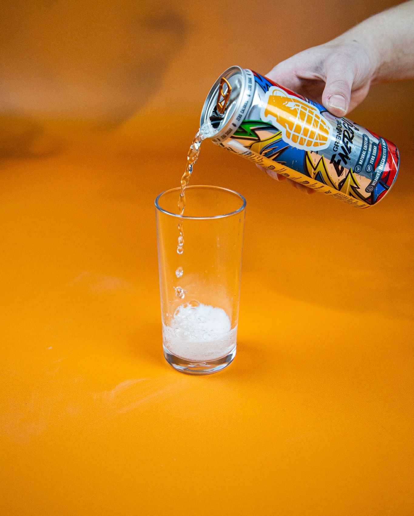Grenade 8: Backdrops