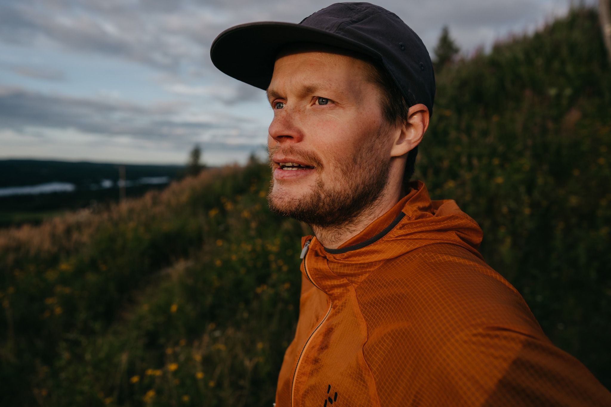 Haglöfs Outdoor LIF 25: Lifestyle Secondary Images