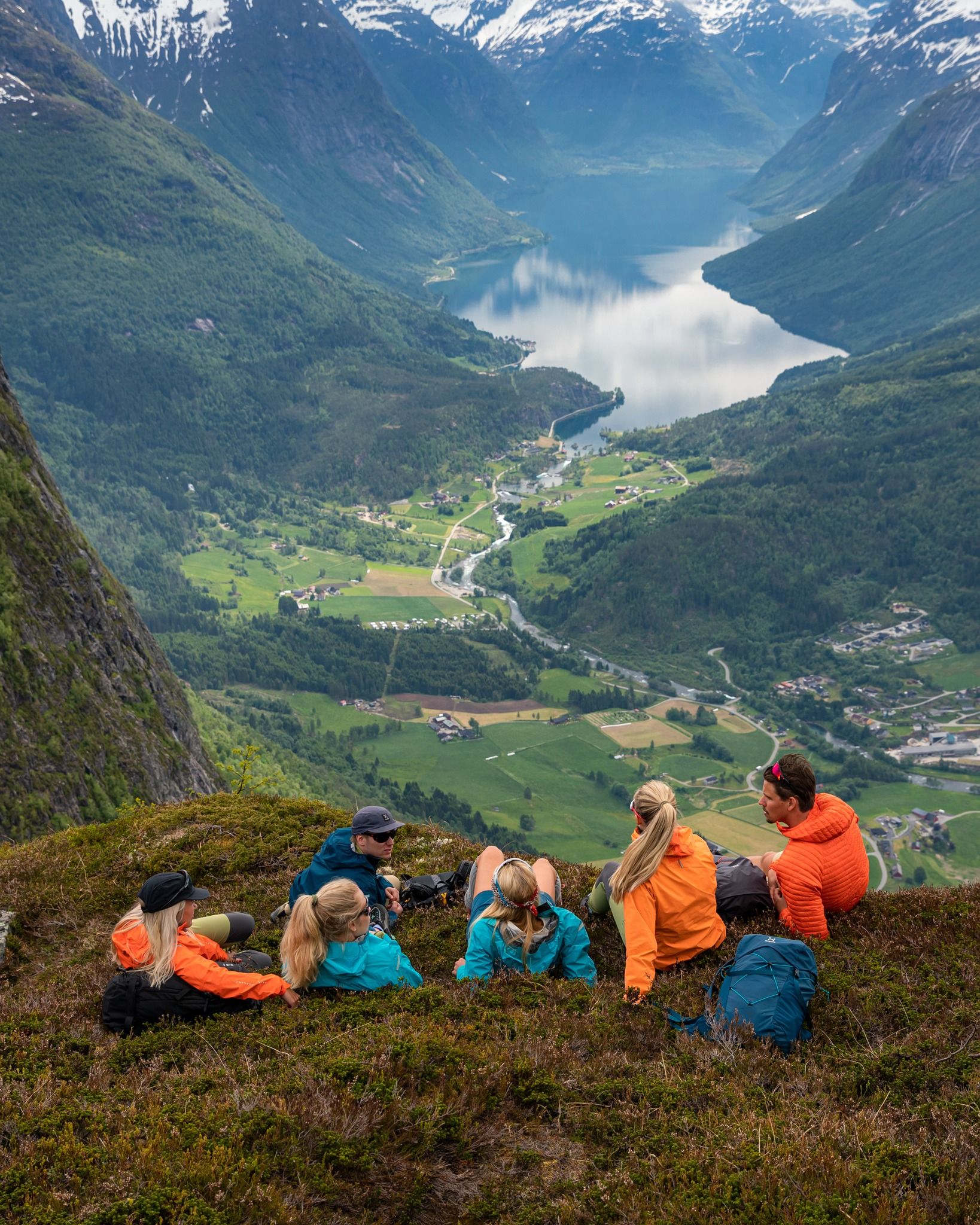 Haglöfs Outdoor LIF 30: Lifestyle Secondary Images
