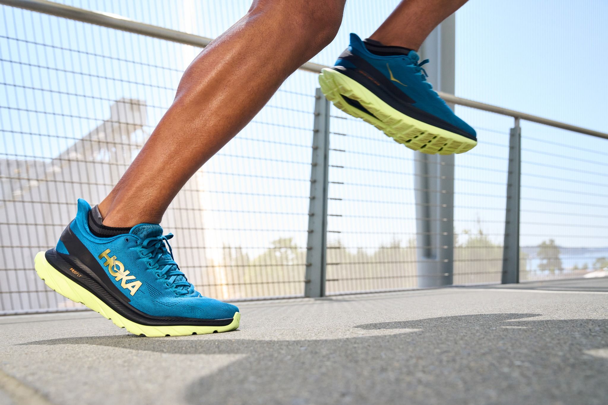 HokaOneOne Outdoors LIF 1: Lifestyle Secondary Images