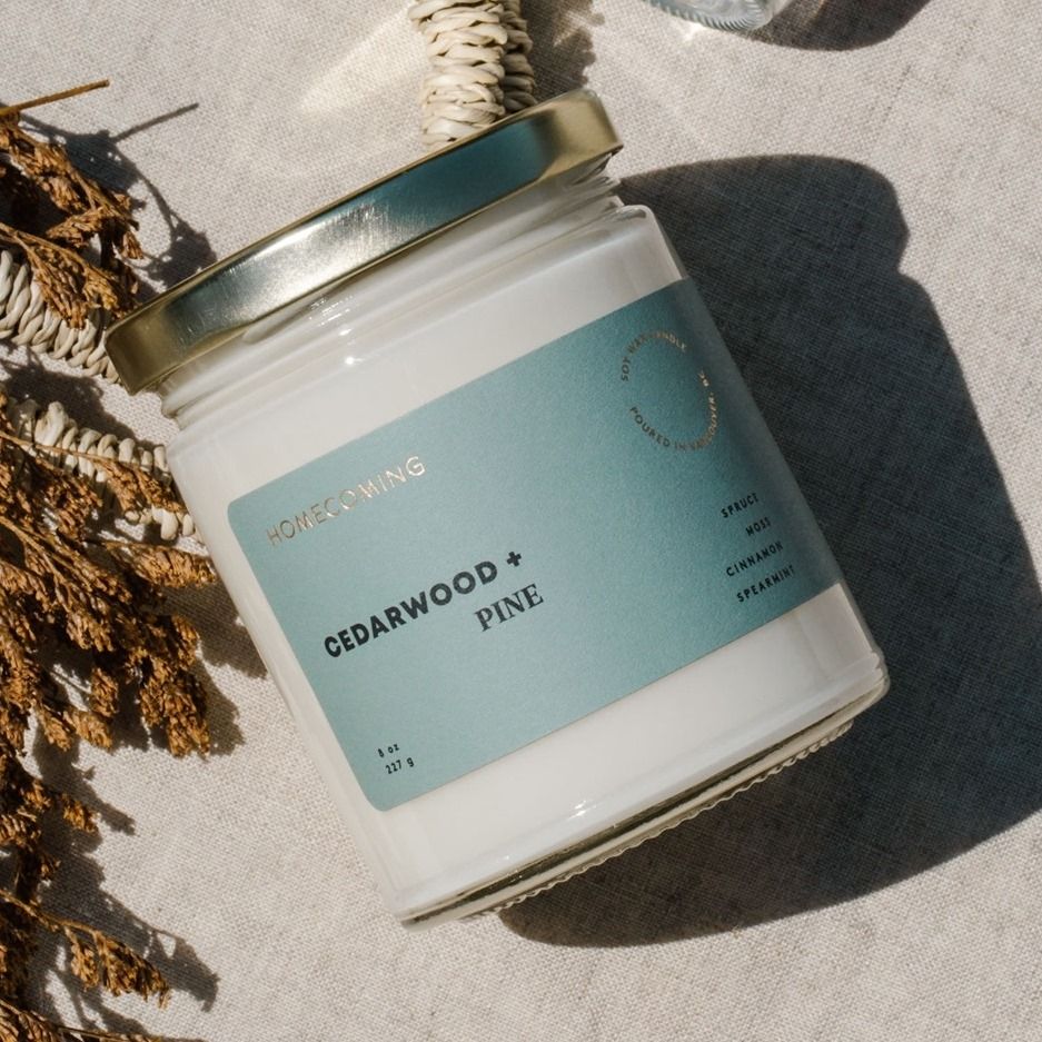Homecoming Candles 17: Lifestyle Secondary Images