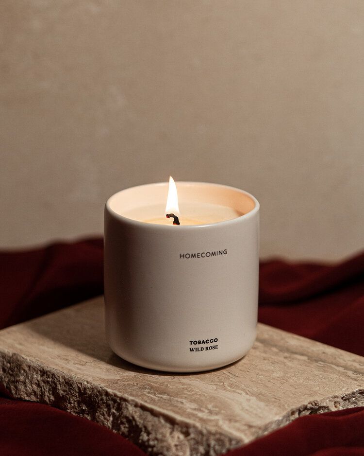 Homecoming Candles 42: Lifestyle Secondary Images