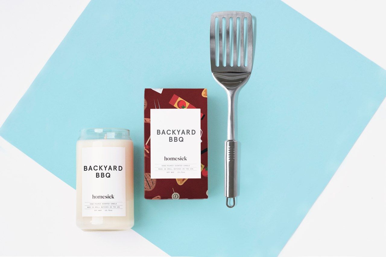 Homesick Candles 24: Lifestyle Secondary Images