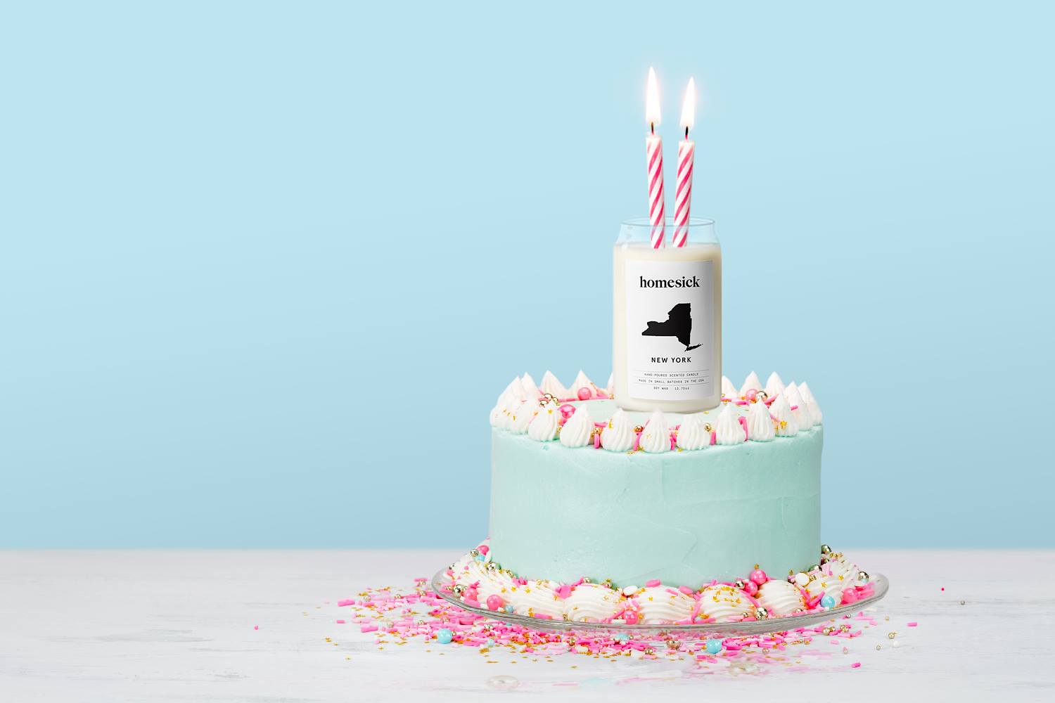 Homesick Candles 32: Lifestyle Secondary Images