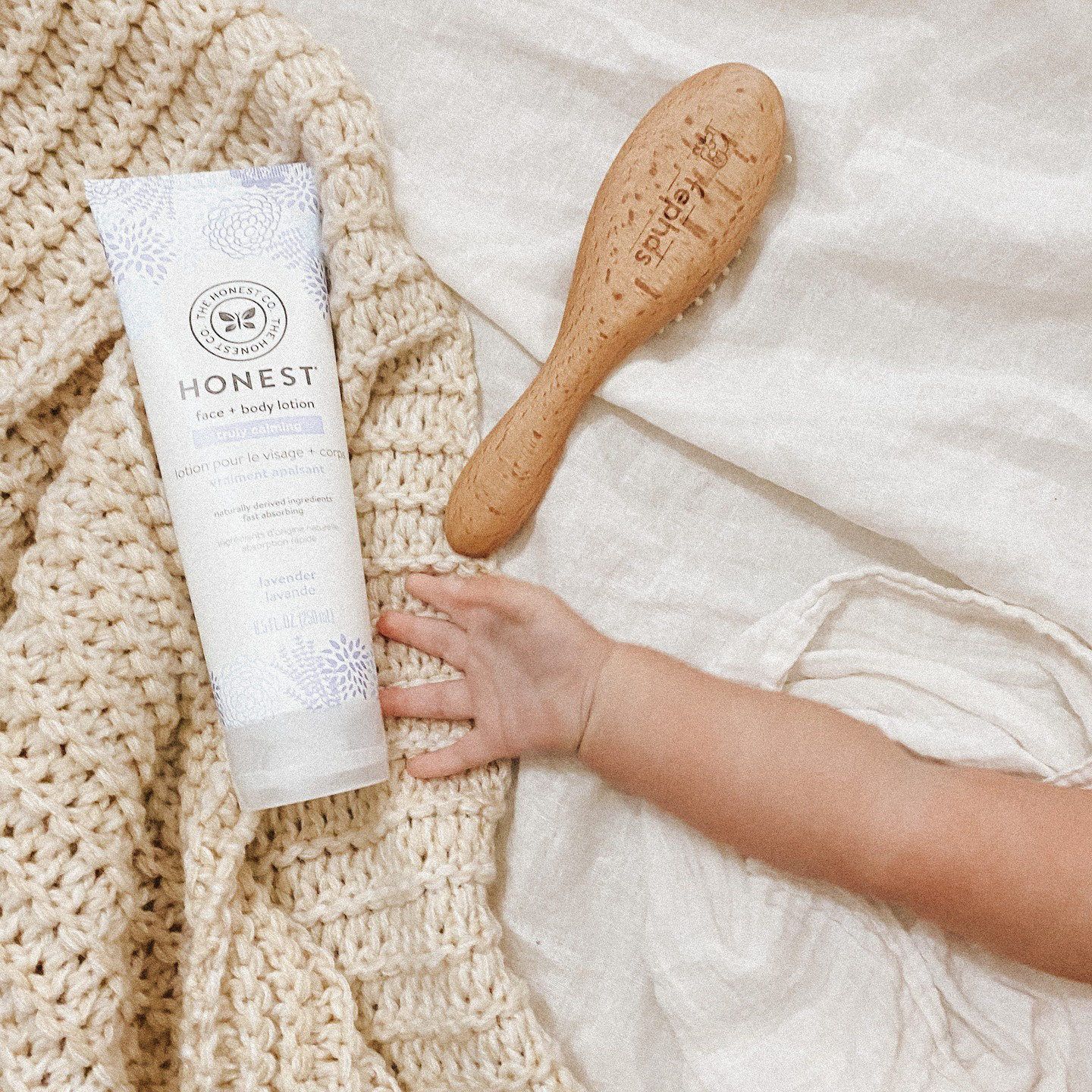 Honest Beauty 11: Lifestyle Secondary Images