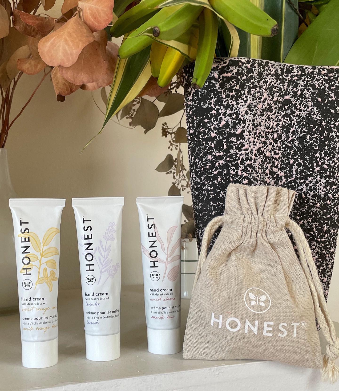 Honest Beauty 6: Lifestyle Secondary Images