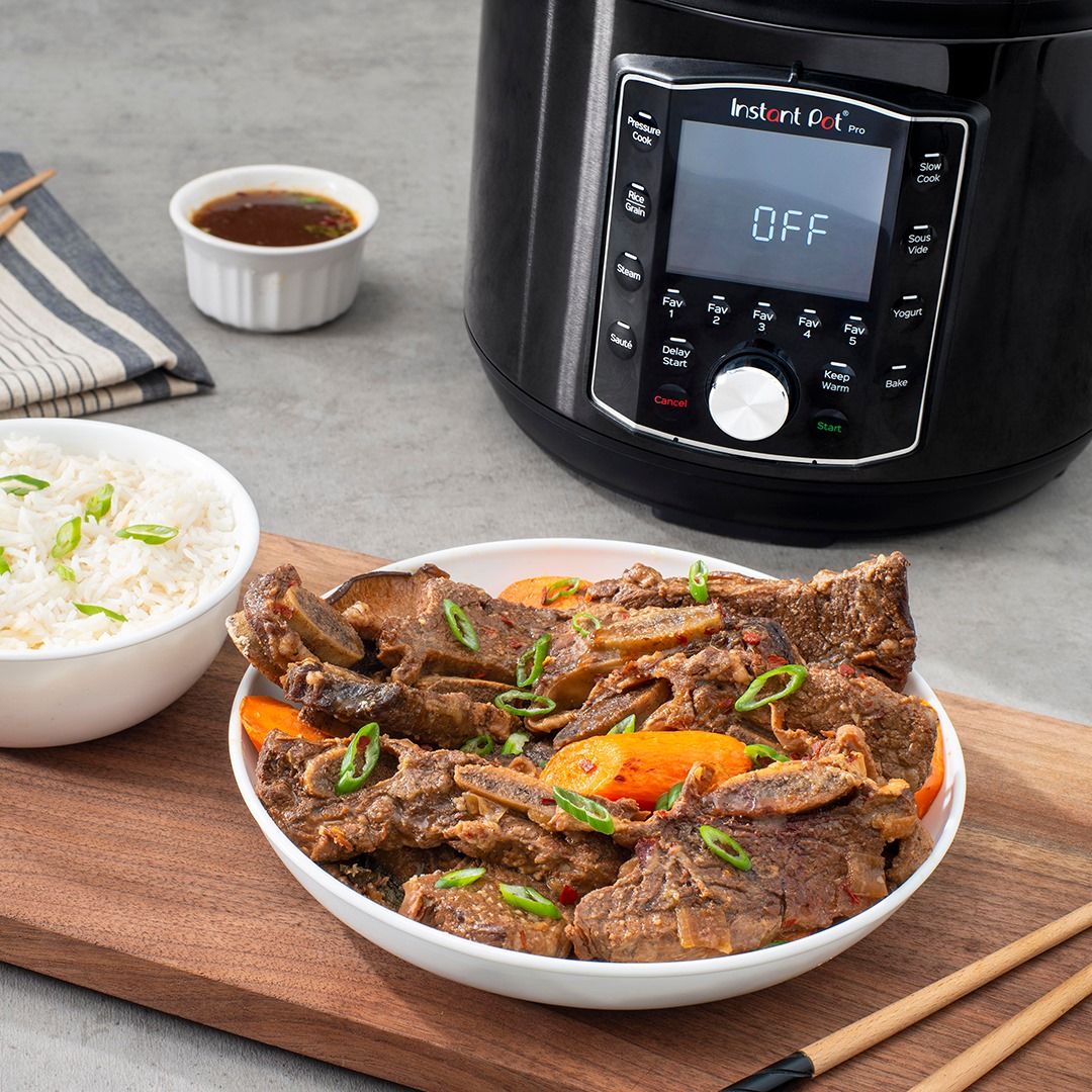 Instant Pot 4: Lifestyle Secondary Images