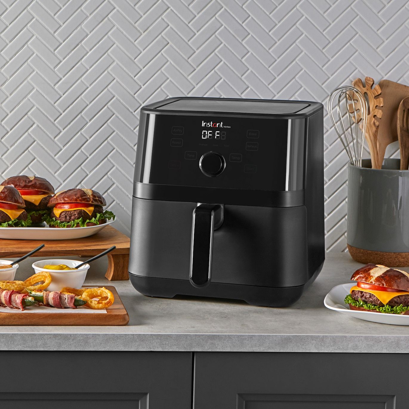 Instant Pot 6: Lifestyle Secondary Images