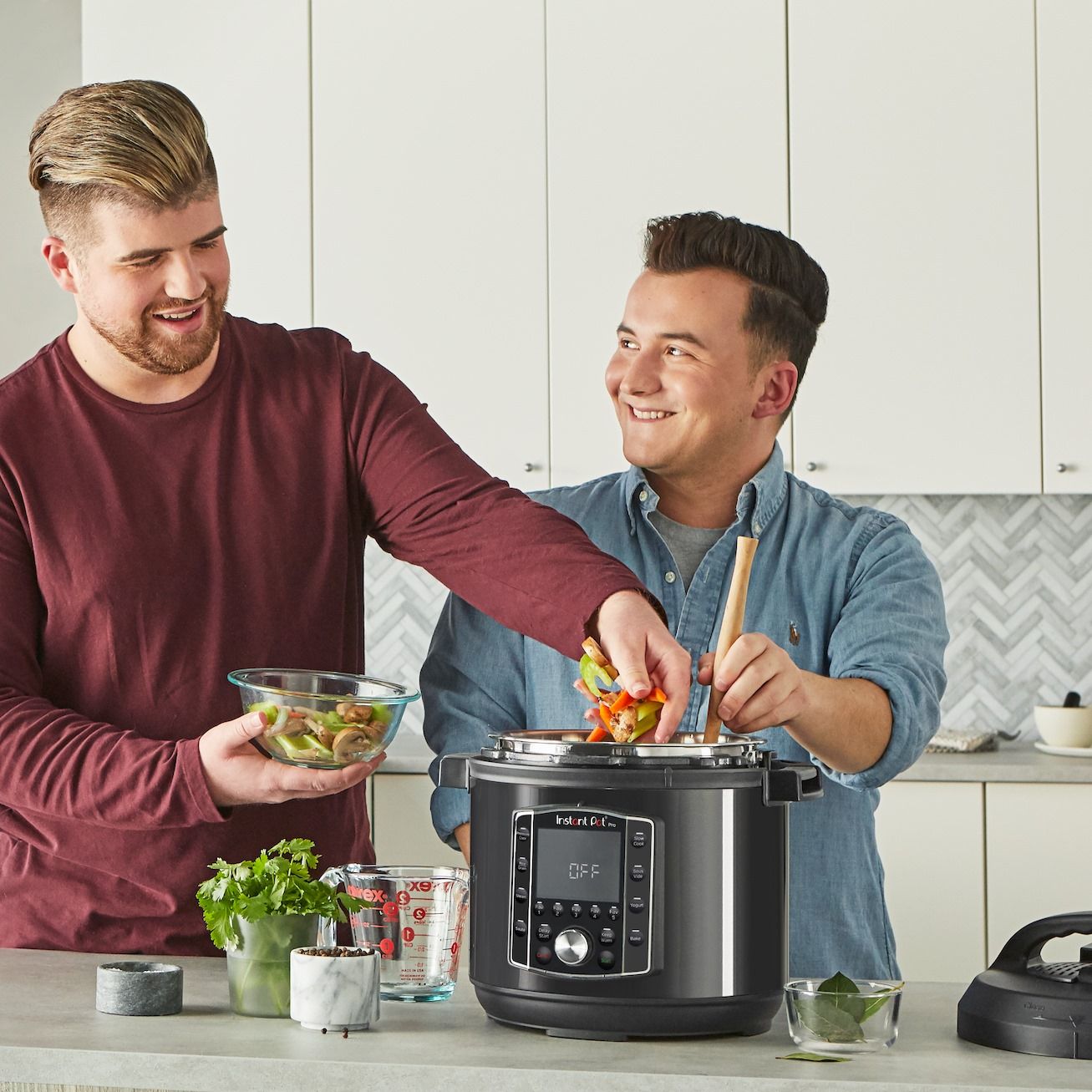 Instant Pot 8: Lifestyle Secondary Images