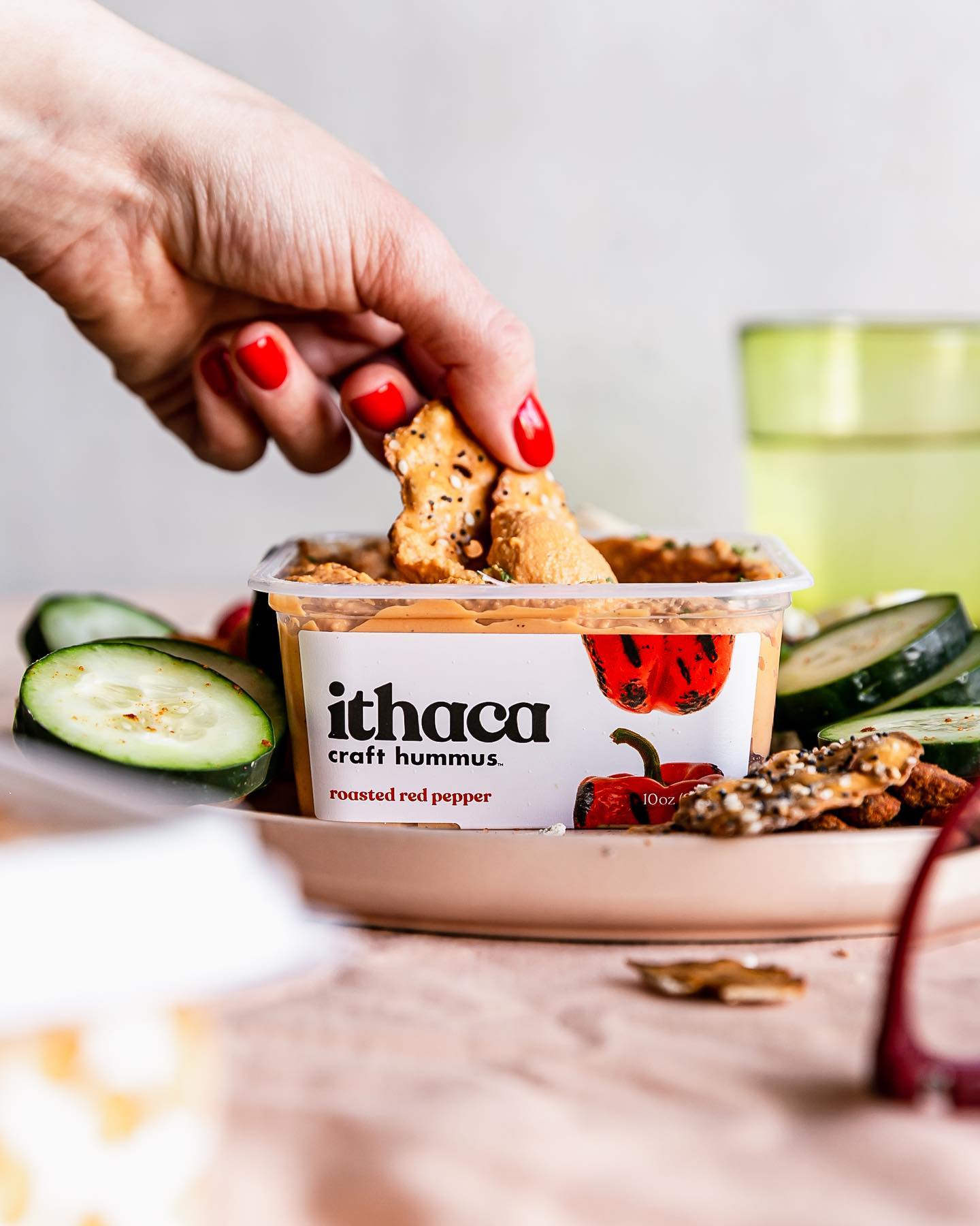 Ithaca Hummus 40: Lifestyle Secondary Images