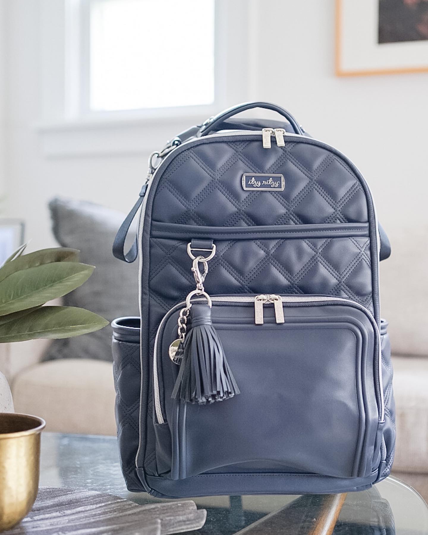 Itzy Ritzy 14: Lifestyle Secondary Images