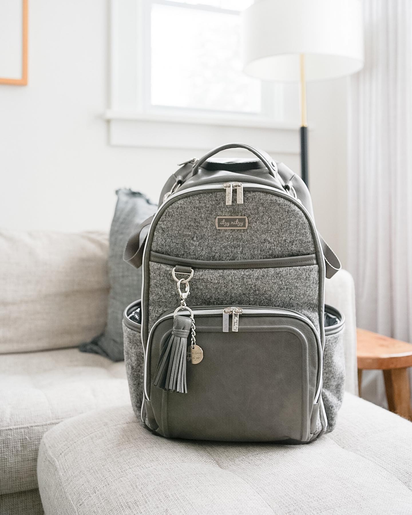 Itzy Ritzy 40: Lifestyle Secondary Images