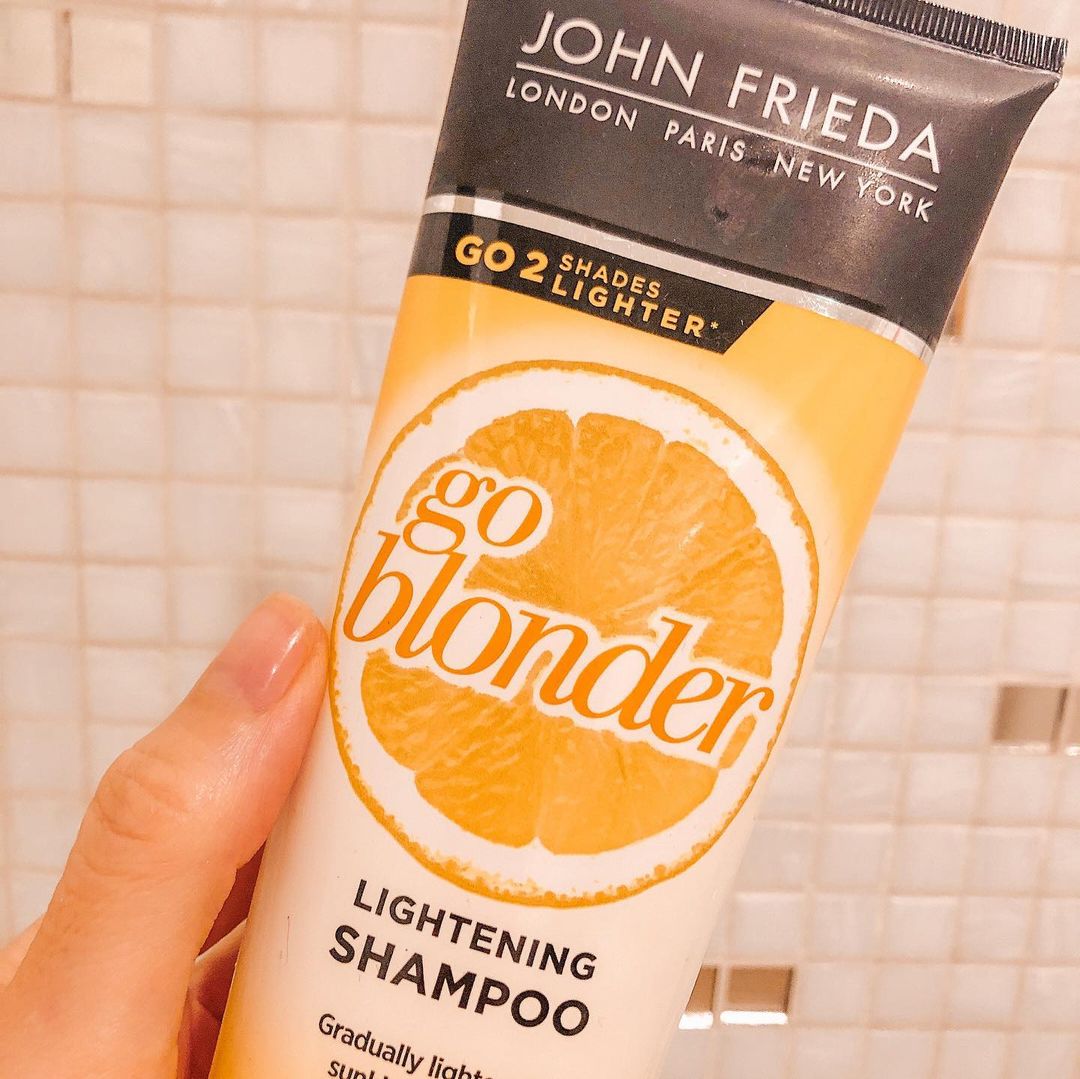 John Frieda 16: Lifestyle Secondary Images