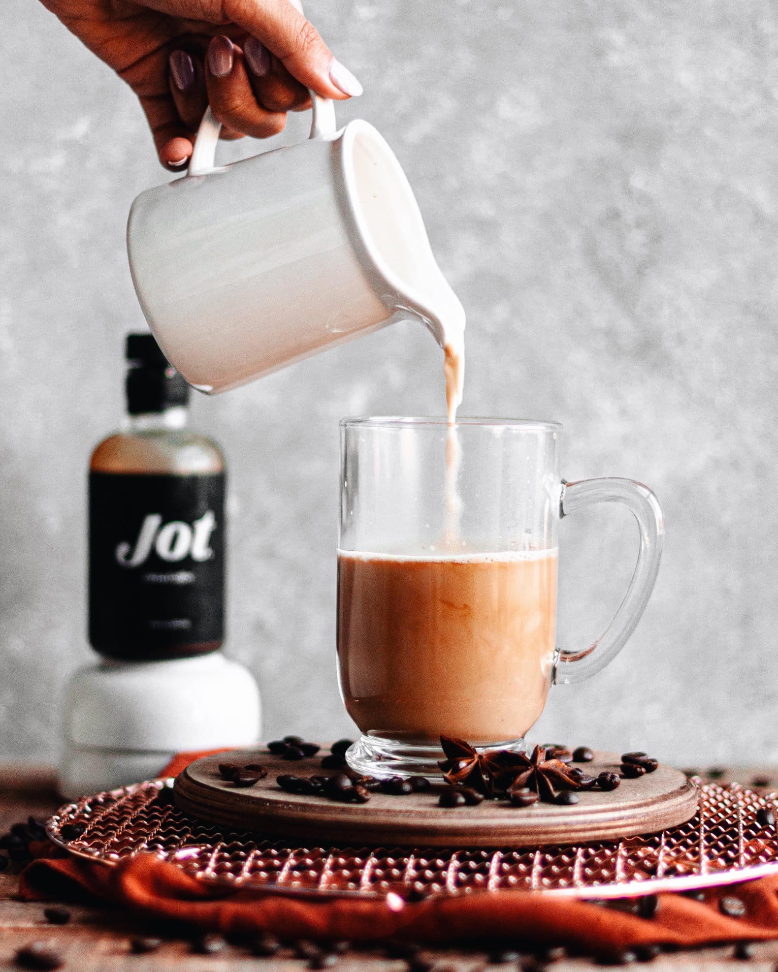Jot 10: Lifestyle Secondary Images