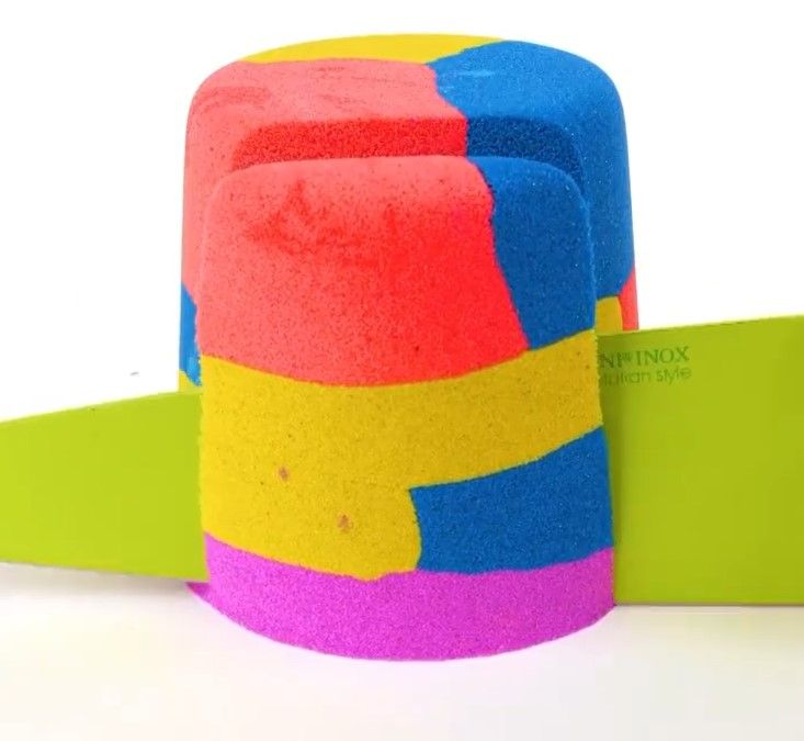 Kinetic Sand 15: Lifestyle Secondary Images