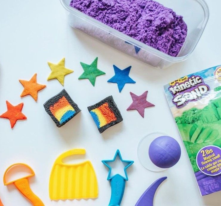 Kinetic Sand 3: Lifestyle Secondary Images