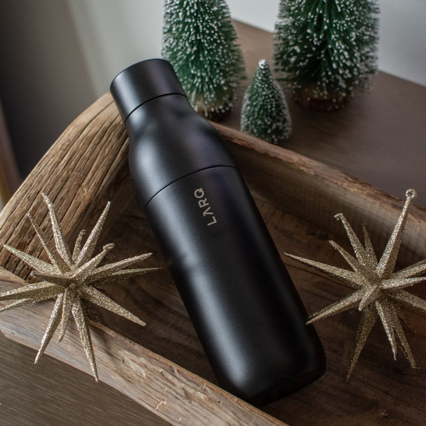LARQ 21: Lifestyle Secondary Images