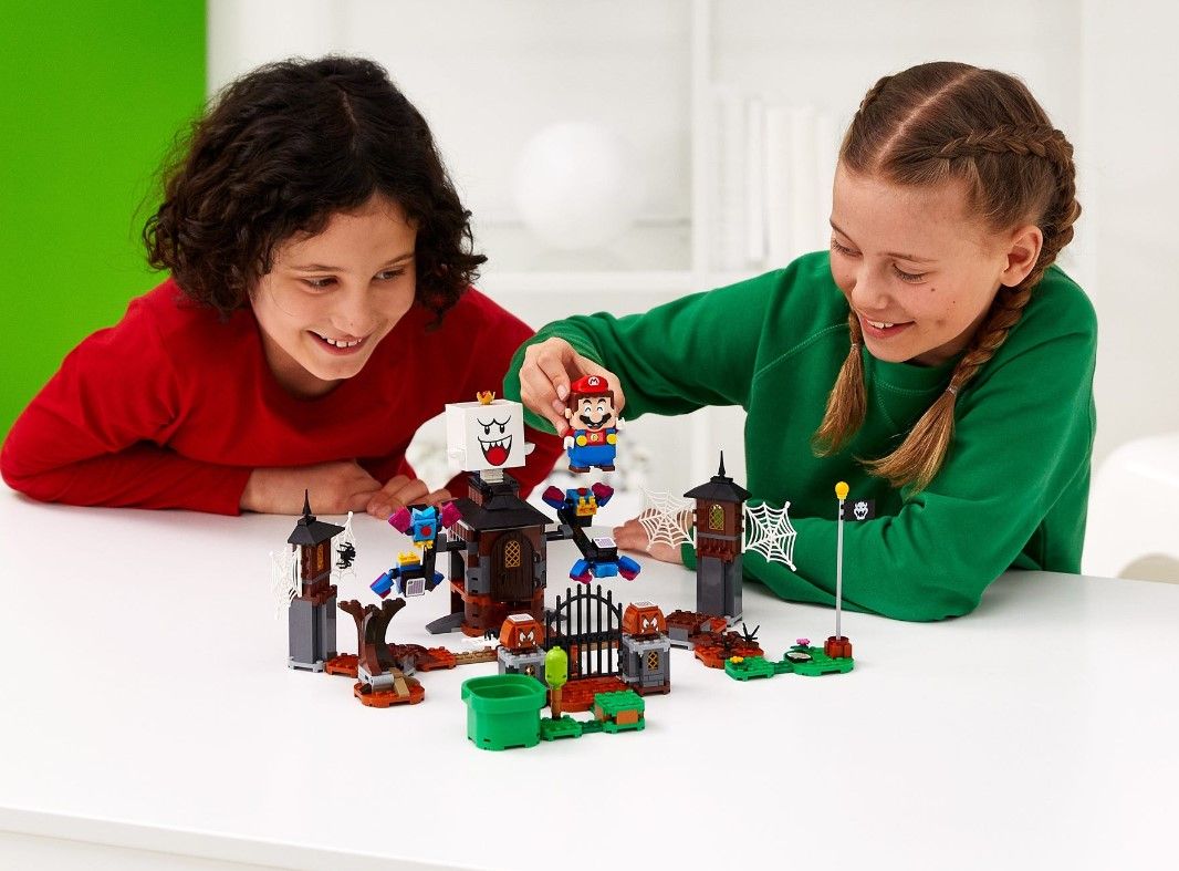 LEGO LIF TG 6: Lifestyle Secondary Images