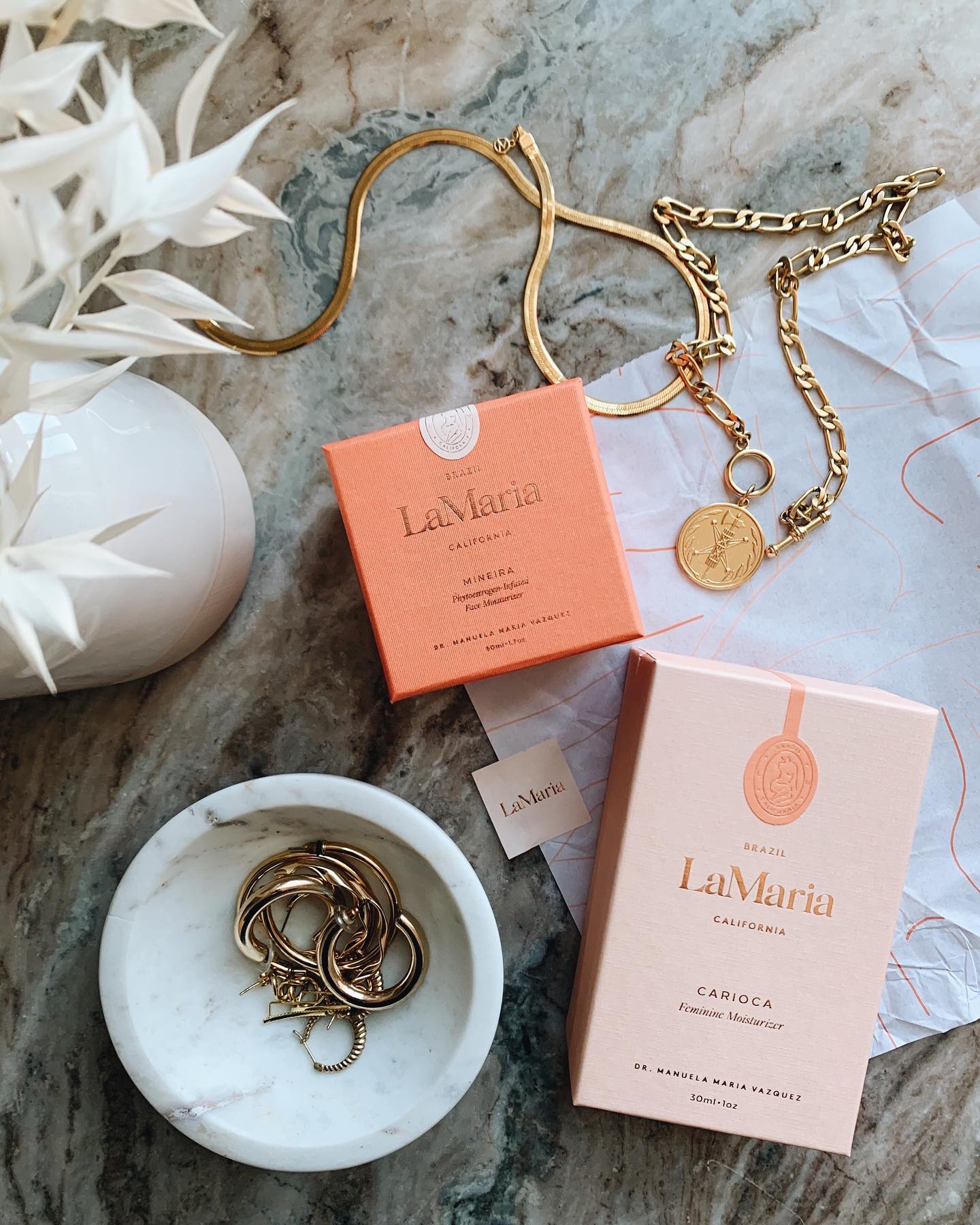 LaMaria 18: Lifestyle Secondary Images