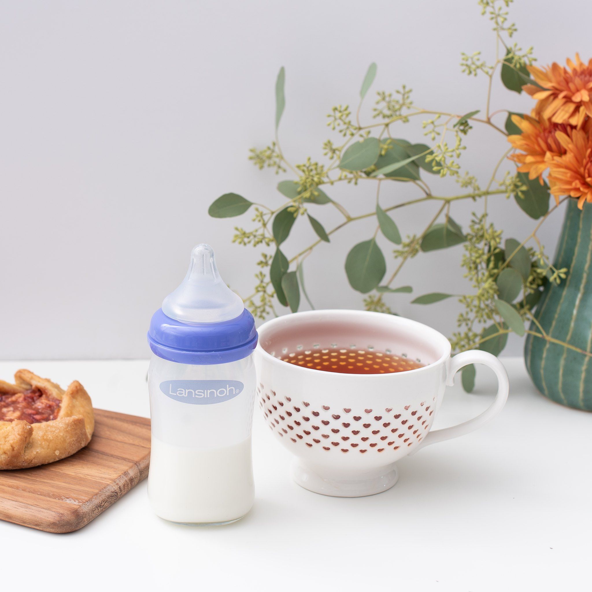 Lansinoh 16: Lifestyle Secondary Images