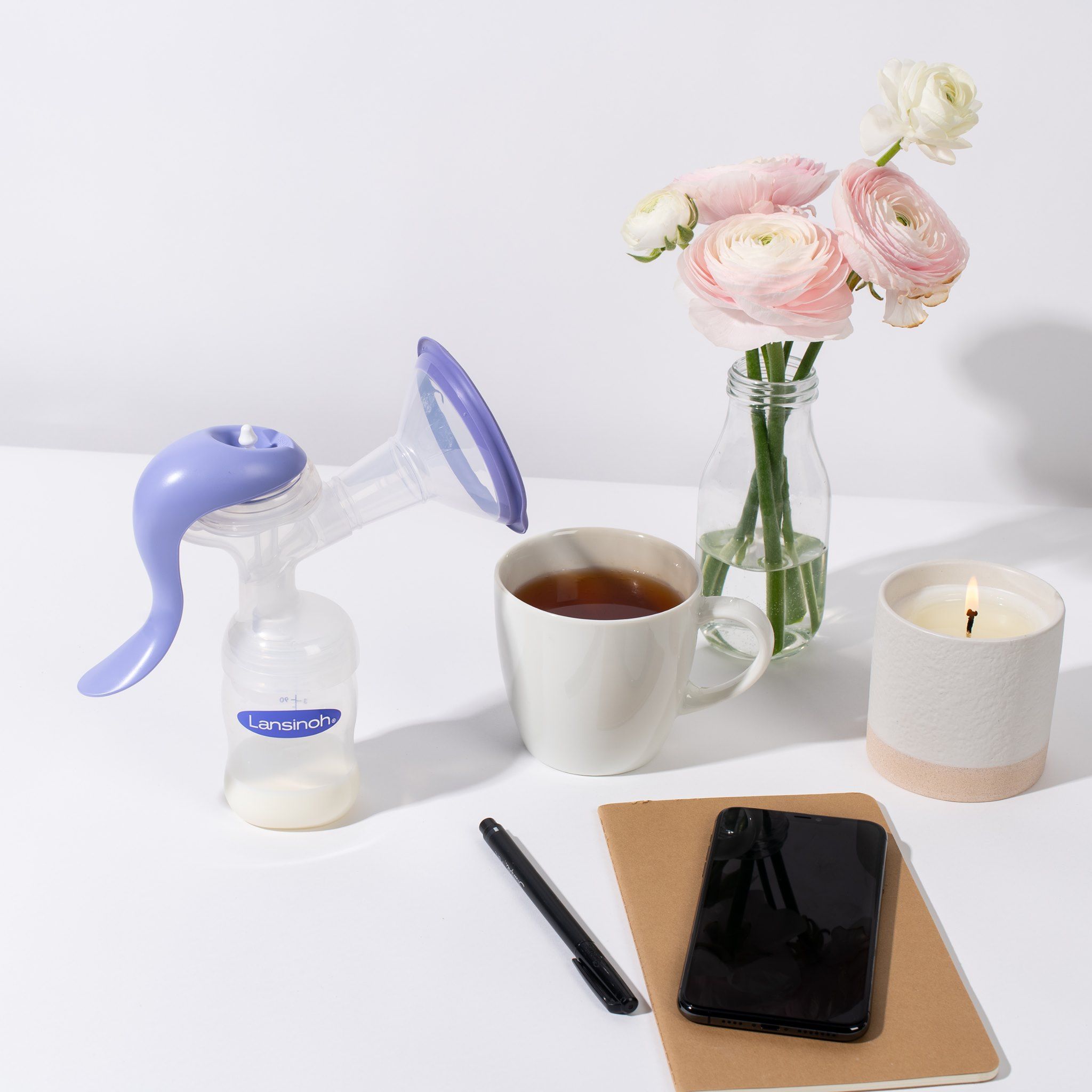 Lansinoh 36: Lifestyle Secondary Images