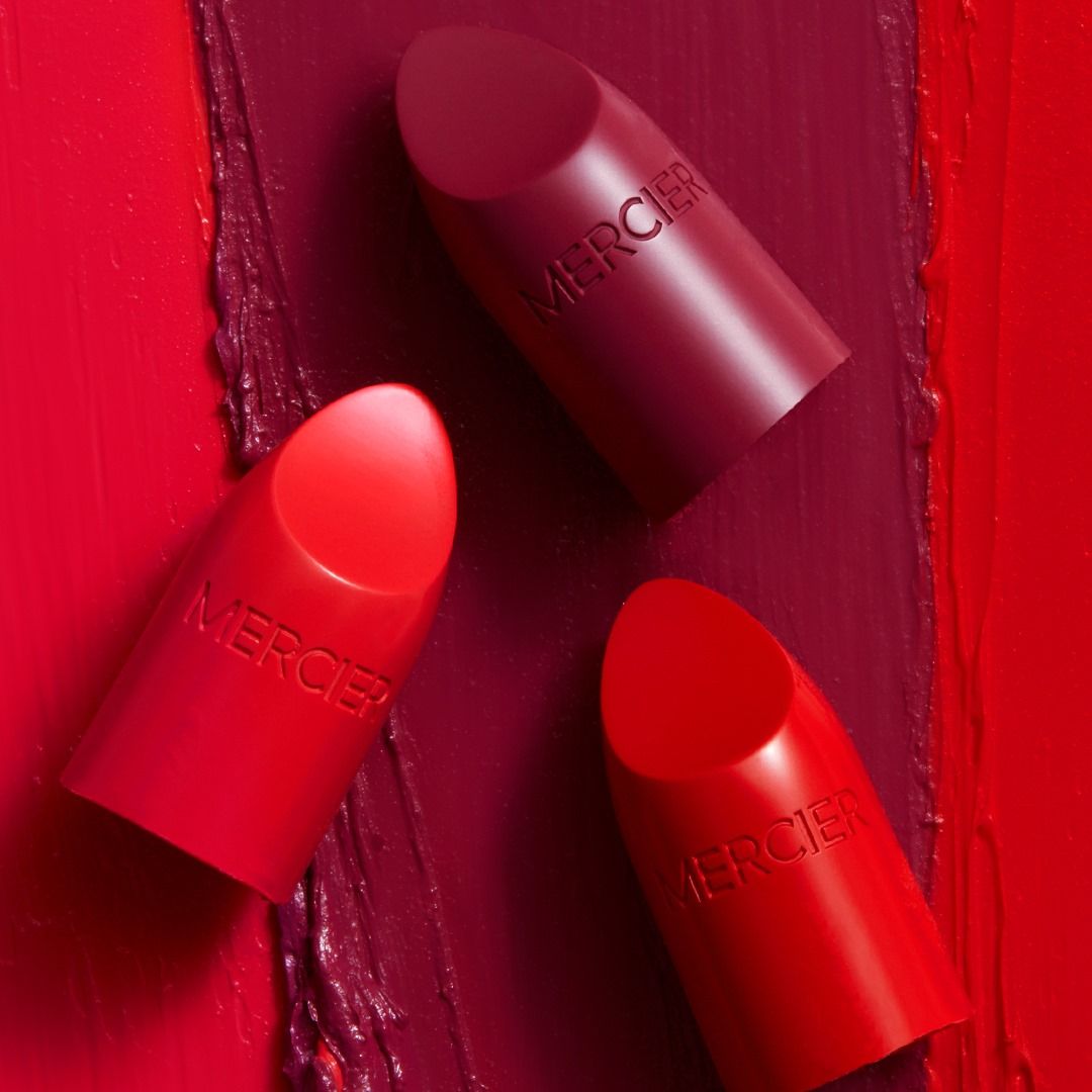 Laura Mercier 44: Backdrops