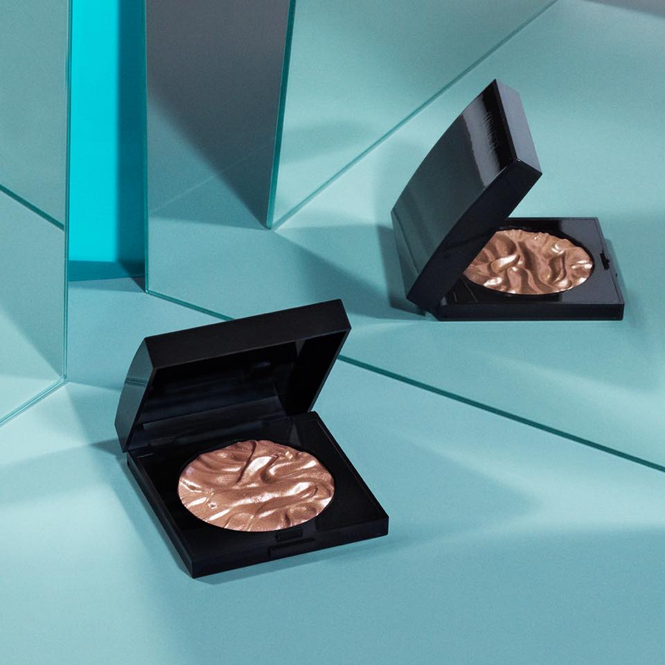 Laura Mercier 60: Backdrops