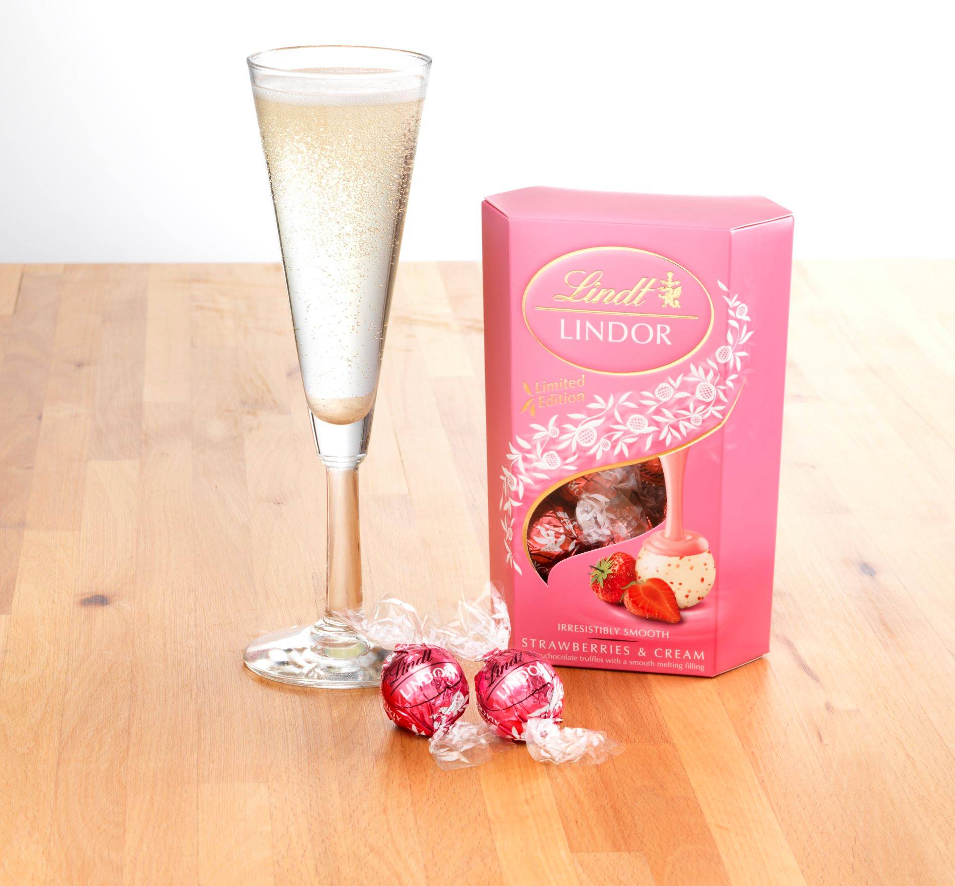 Lindt 63: Lifestyle Secondary Images