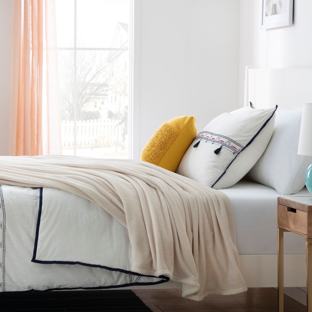 Linenspa 8: Lifestyle Secondary Images