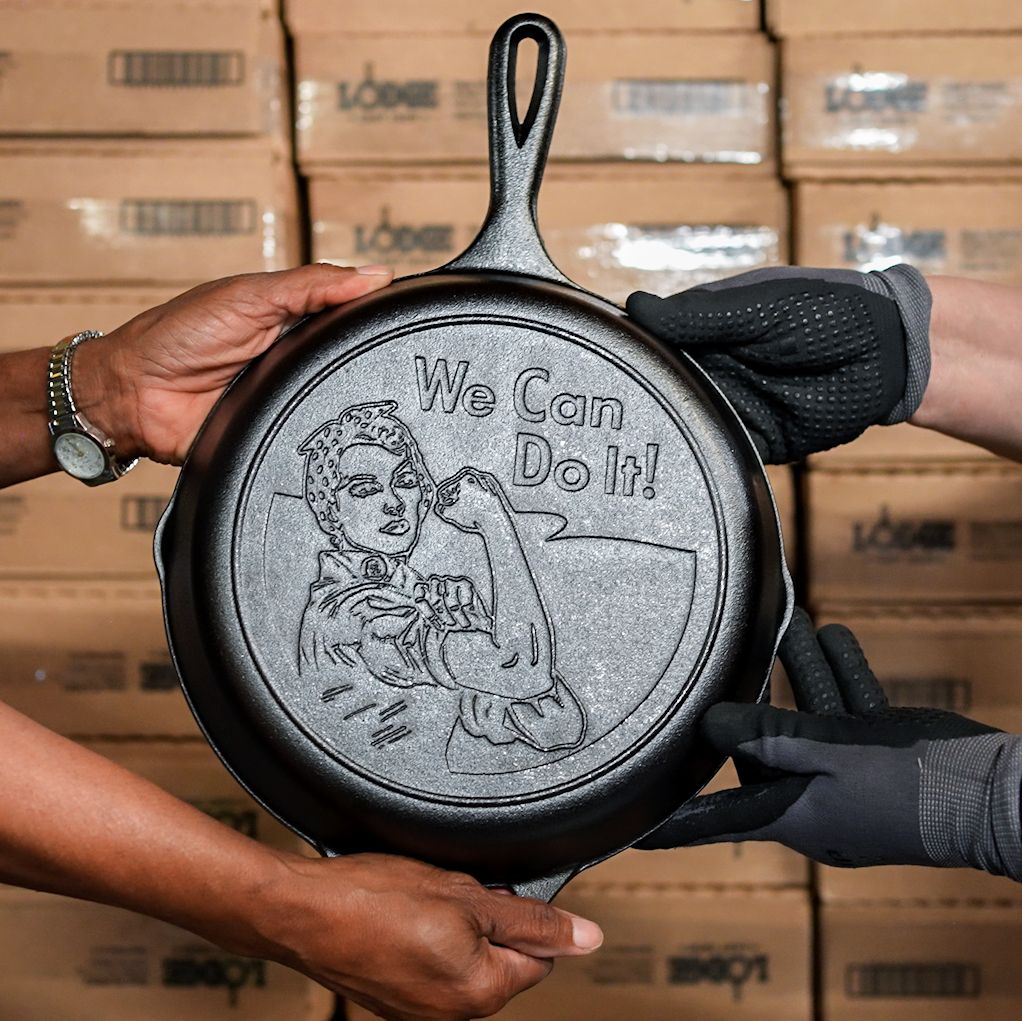 Lodge Cast Iron 16: Lifestyle Secondary Images