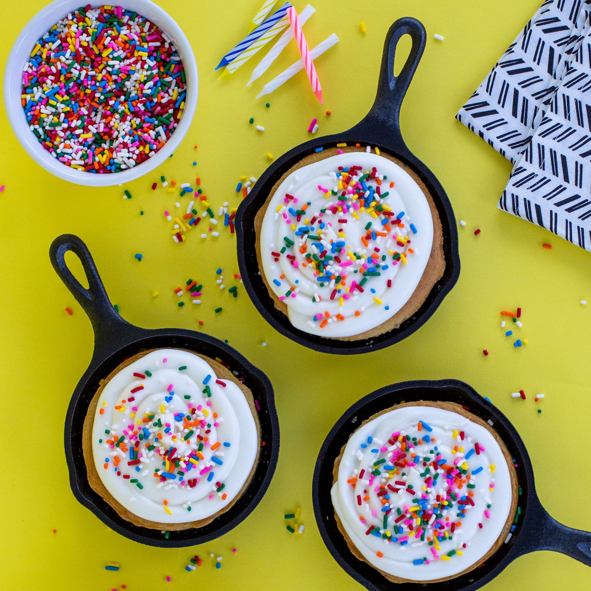 Lodge Cast Iron 24: Lifestyle Secondary Images