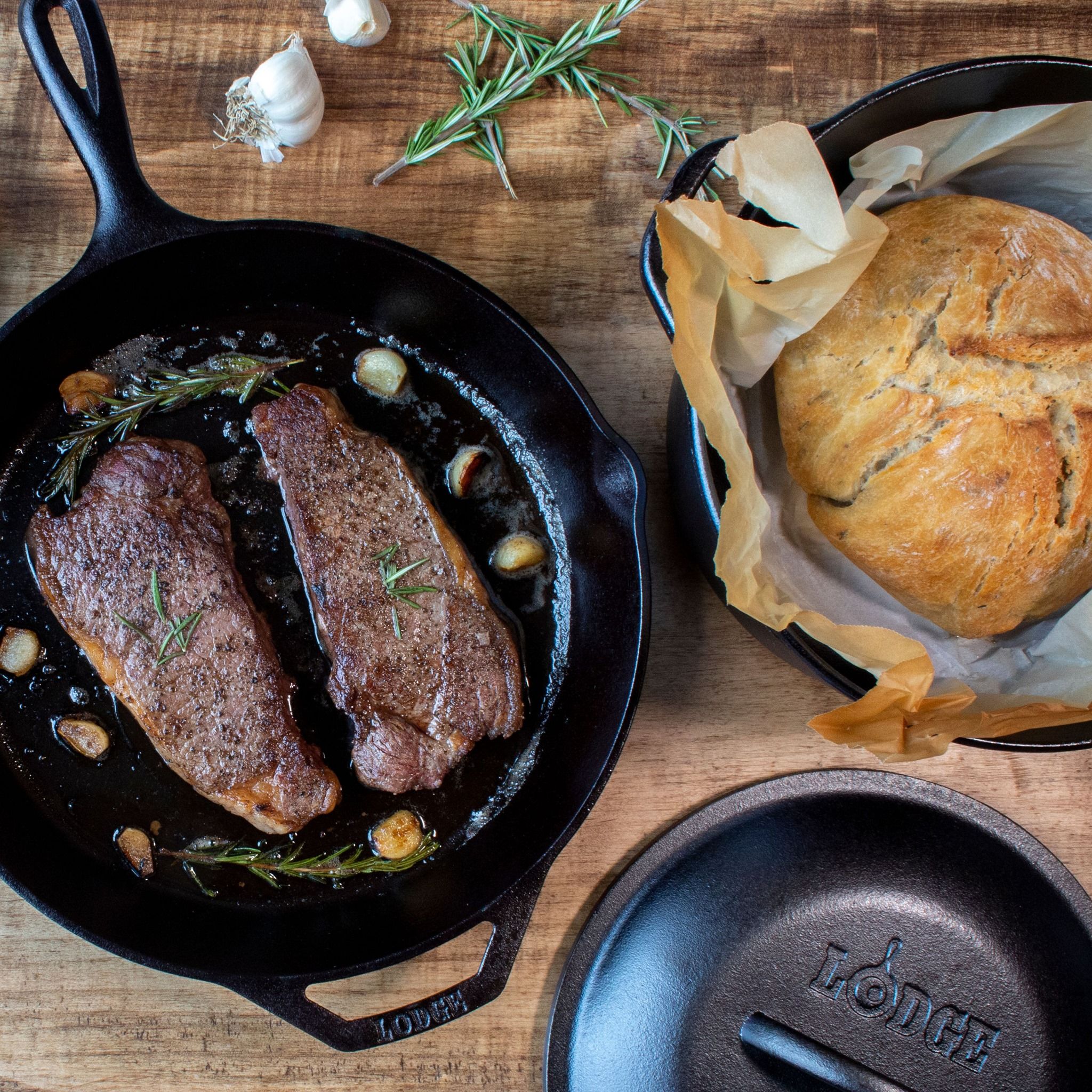 Lodge Cast Iron 28: Lifestyle Secondary Images