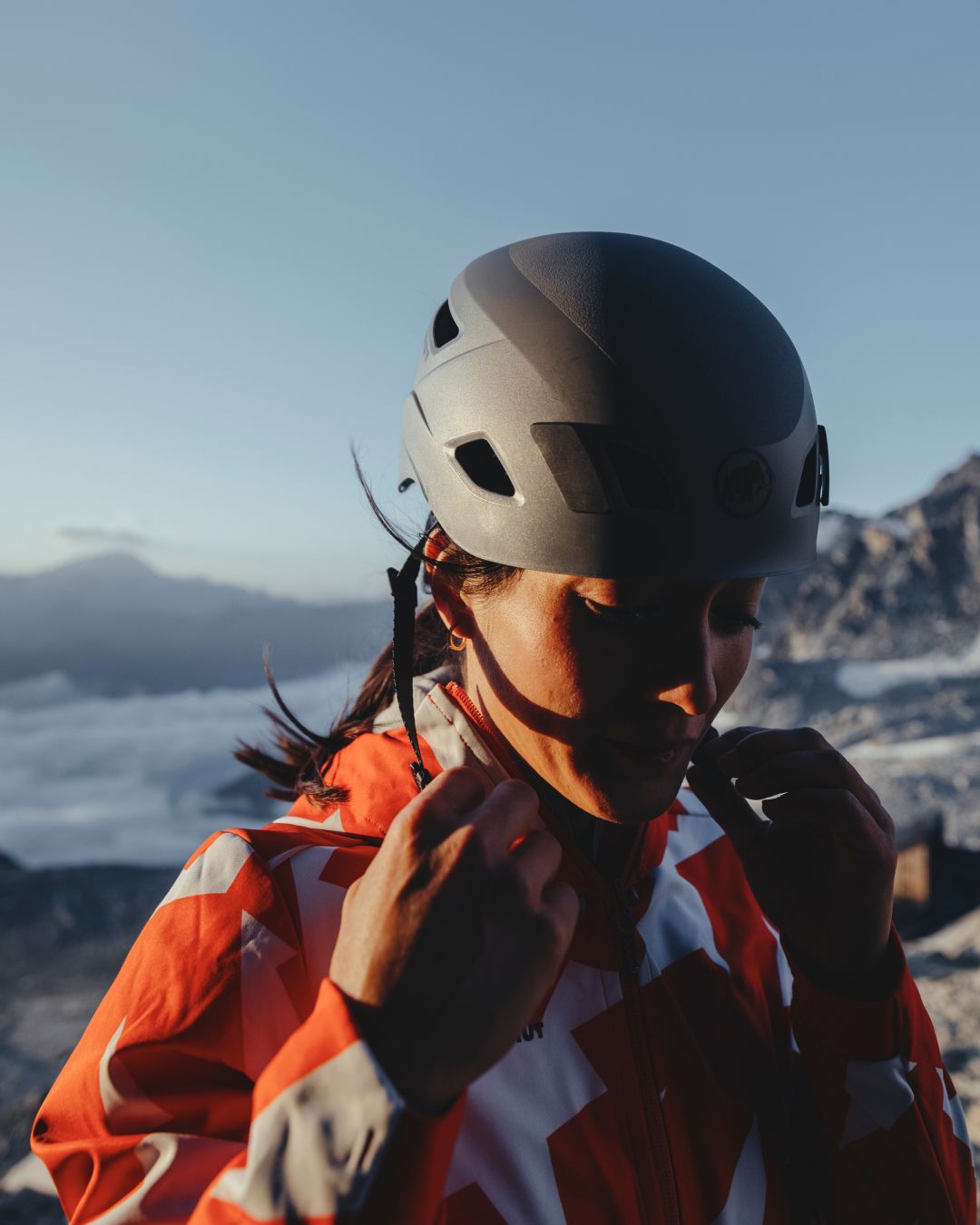 Mammut Outdoor LIF 7: Lifestyle Secondary Images