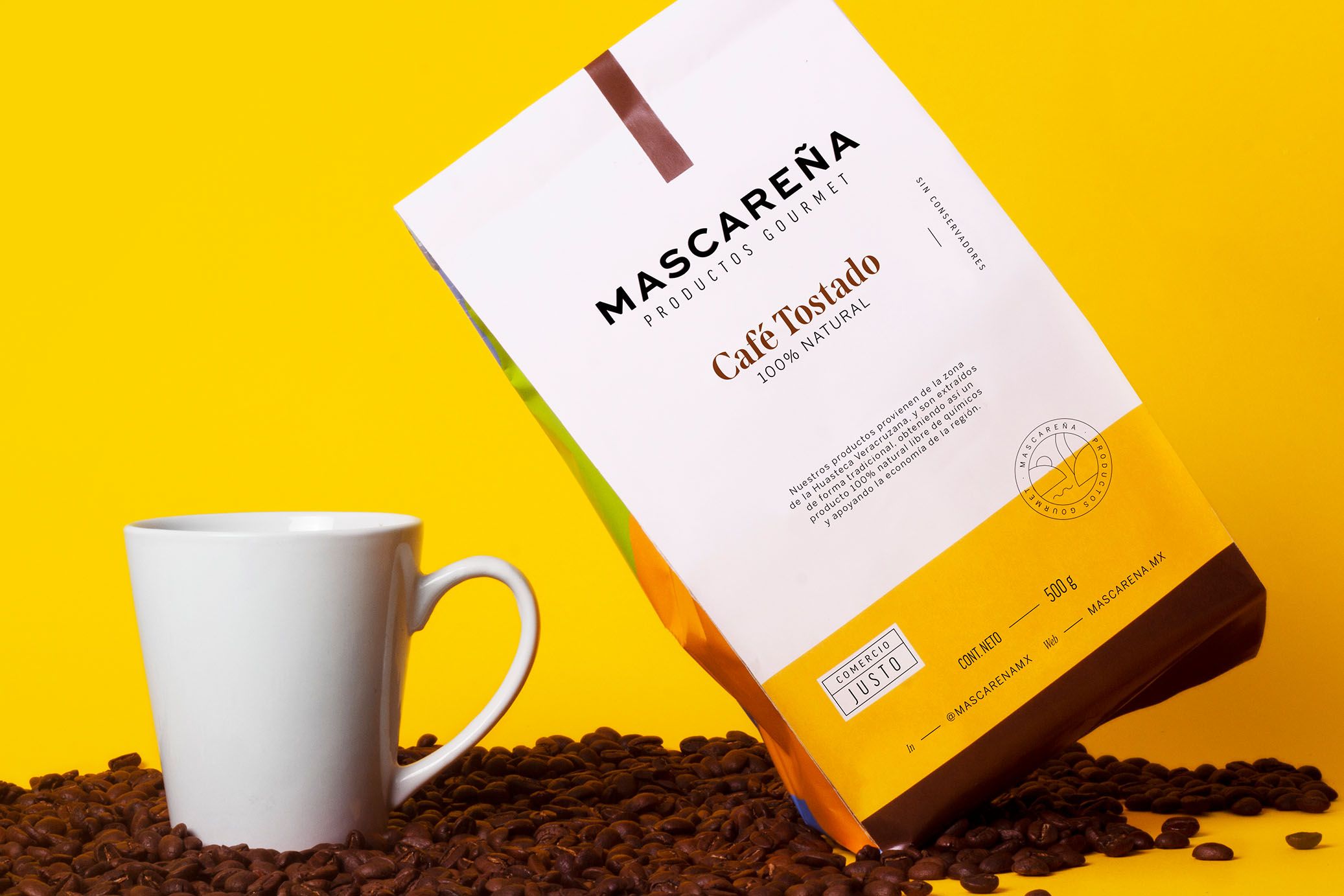 Mascareña 14: Backdrops