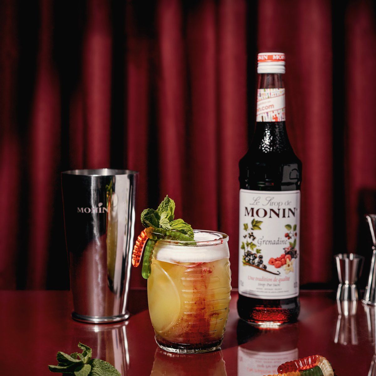 Monin 14: Backdrops