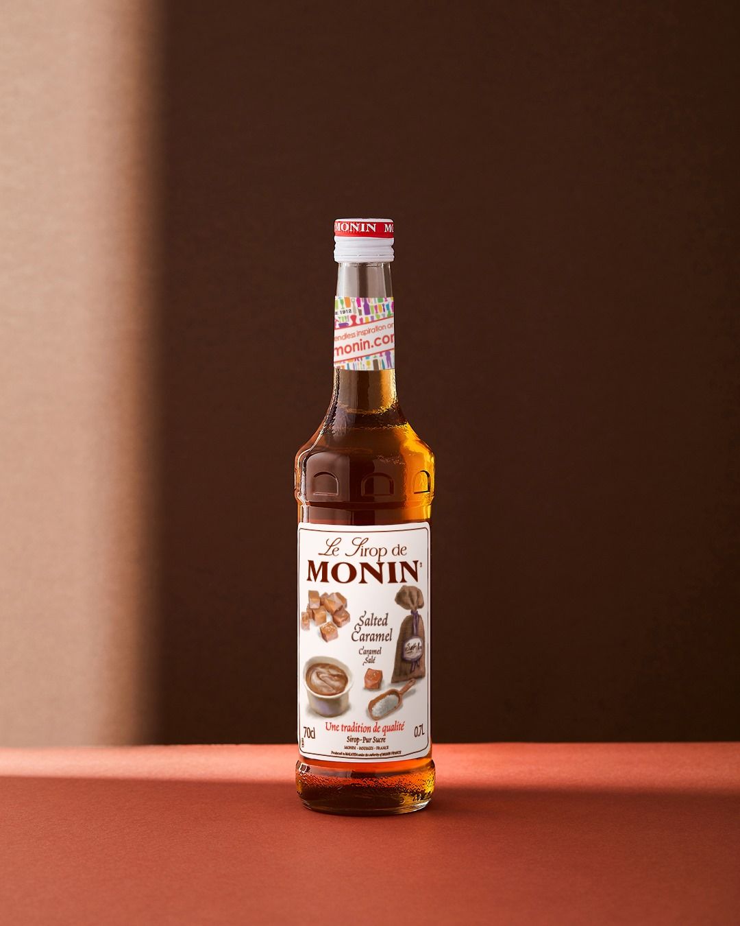 Monin 17: Backdrops