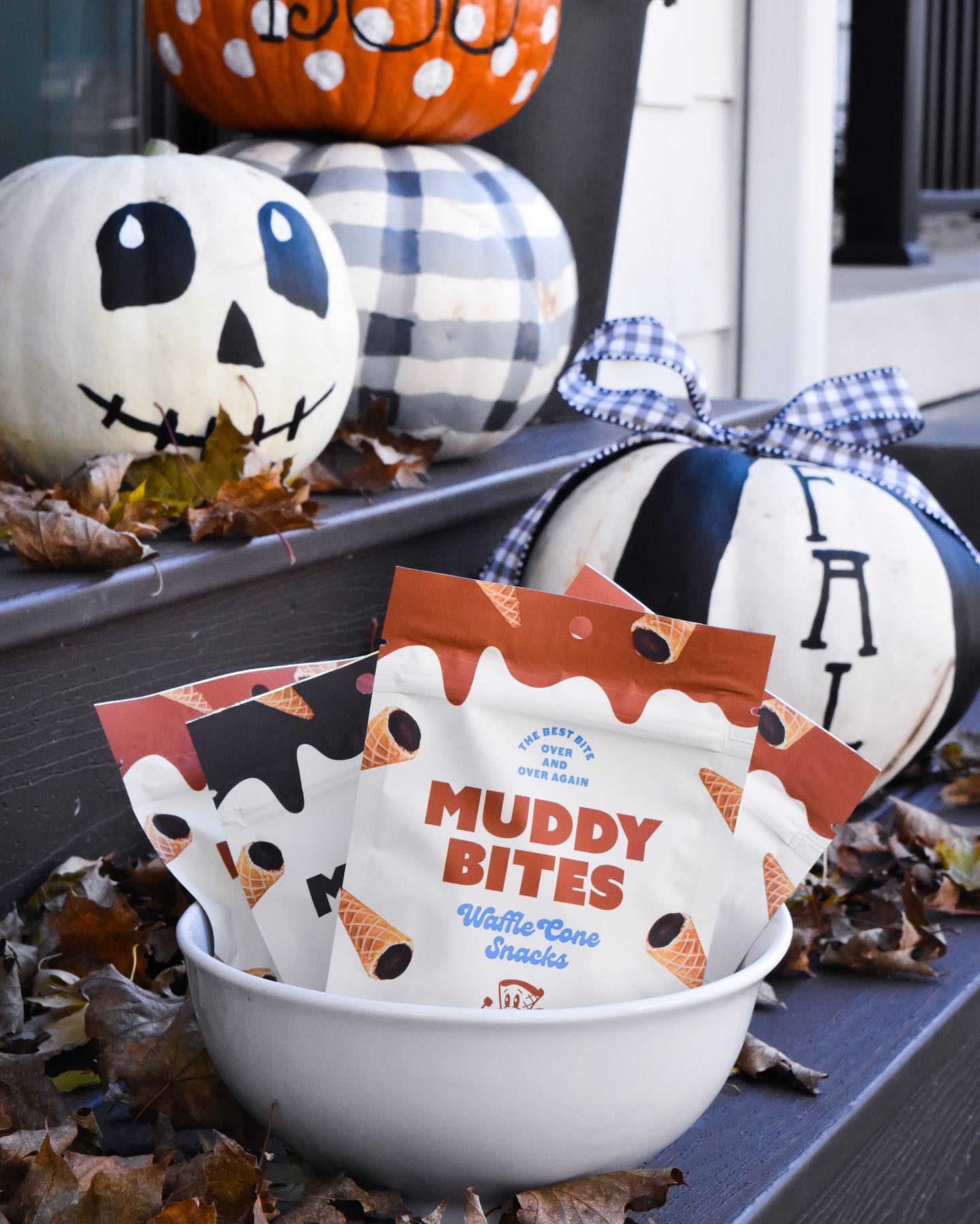 Muddy Bites 4: Lifestyle Secondary Images